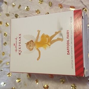 2014 Hallmark Keepsake Daffodil Fairy Ornament